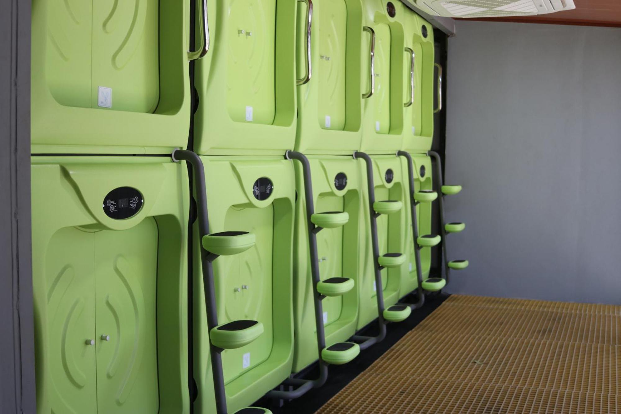 Pupa House - Capsule Hotel - Adults Only 타마린도 외부 사진